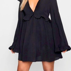 BooHoo Black Loose Chiffon Ruffle Dress Mini Curve